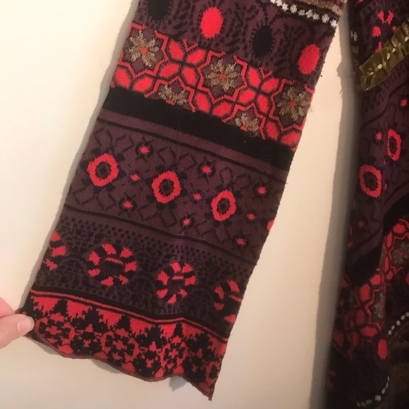 Free People V-Neck Patterned Sweater Tunic with Embroidery - Picture 4 of 4